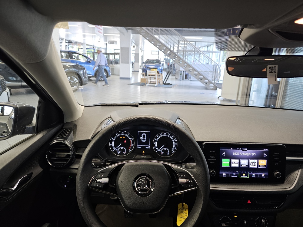 Skoda Fabia bei Hoffmann Automobile in Wolfsburg kaufen und sofort mitnehmen - Bild 20
