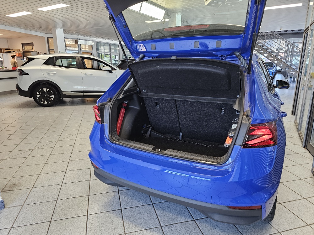 Skoda Fabia bei Hoffmann Automobile in Wolfsburg kaufen und sofort mitnehmen - Bild 2