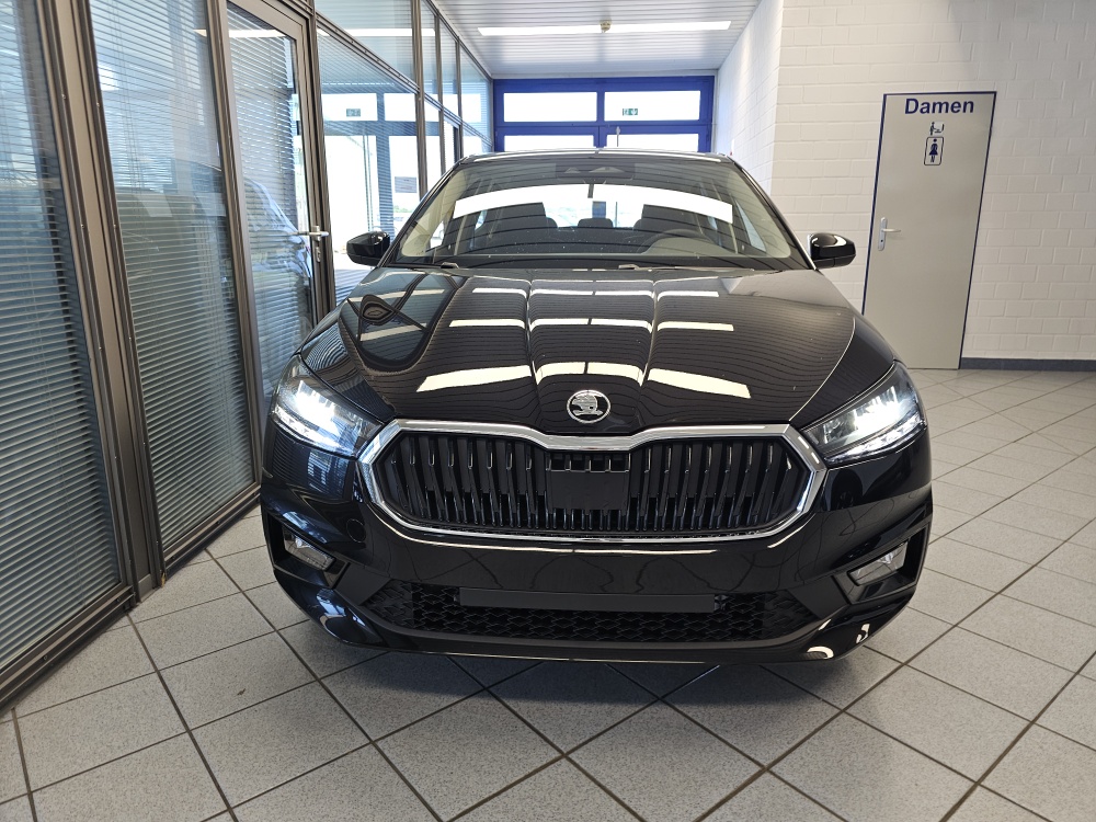 Skoda Fabia bei Hoffmann Automobile in Wolfsburg kaufen und sofort mitnehmen - Bild 23