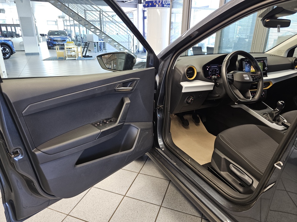 Seat Arona bei Hoffmann Automobile in Wolfsburg kaufen und sofort mitnehmen - Bild 22