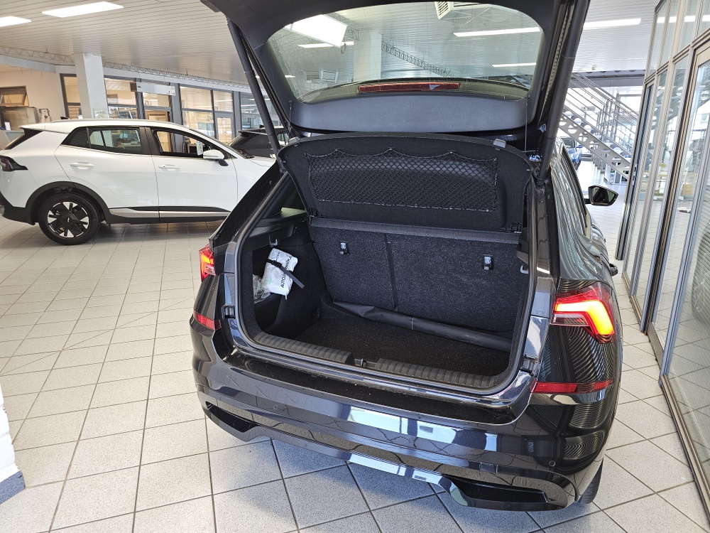 Skoda Kamiq bei Hoffmann Automobile in Wolfsburg kaufen und sofort mitnehmen - Bild 2