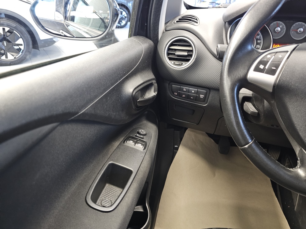 Fiat Punto Evo bei Hoffmann Automobile in Wolfsburg kaufen und sofort mitnehmen - Bild 12