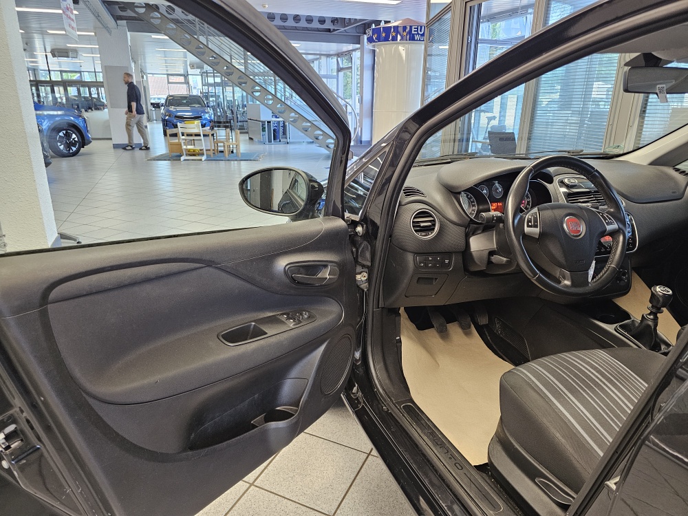 Fiat Punto Evo bei Hoffmann Automobile in Wolfsburg kaufen und sofort mitnehmen - Bild 16