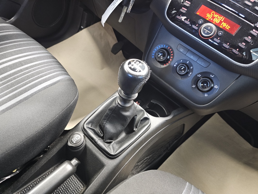 Fiat Punto Evo bei Hoffmann Automobile in Wolfsburg kaufen und sofort mitnehmen - Bild 7