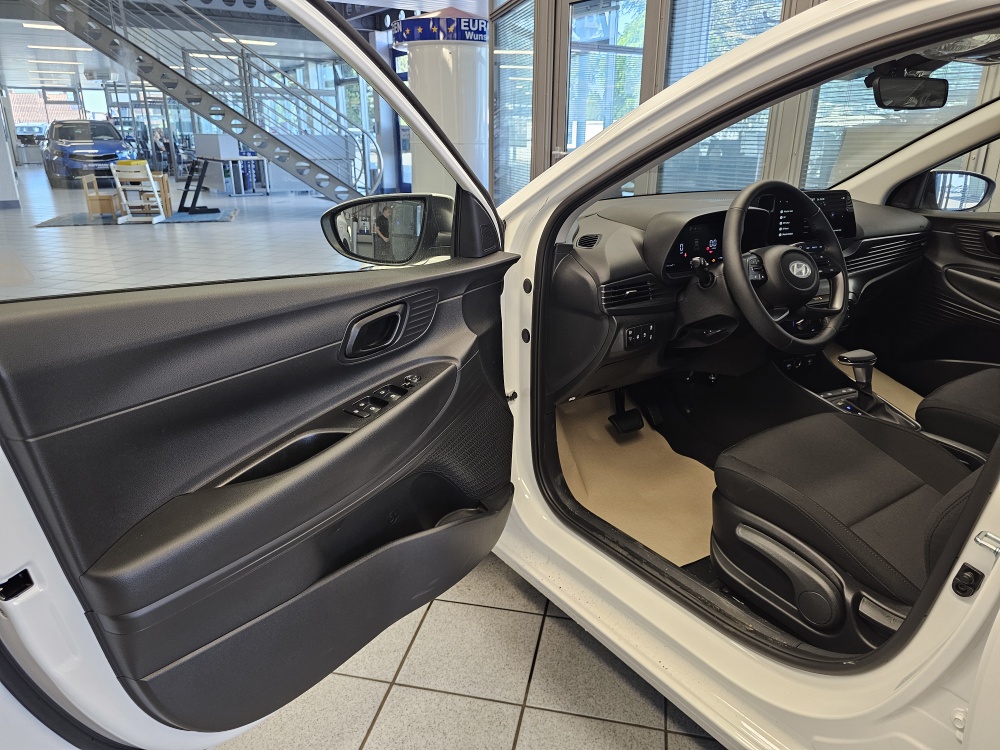 Hyundai i20 bei Hoffmann Automobile in Wolfsburg kaufen und sofort mitnehmen - Bild 24