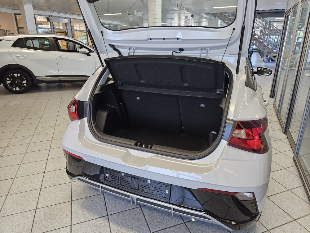 Hyundai i20 bei Hoffmann Automobile in Wolfsburg kaufen und sofort mitnehmen - Bild 2