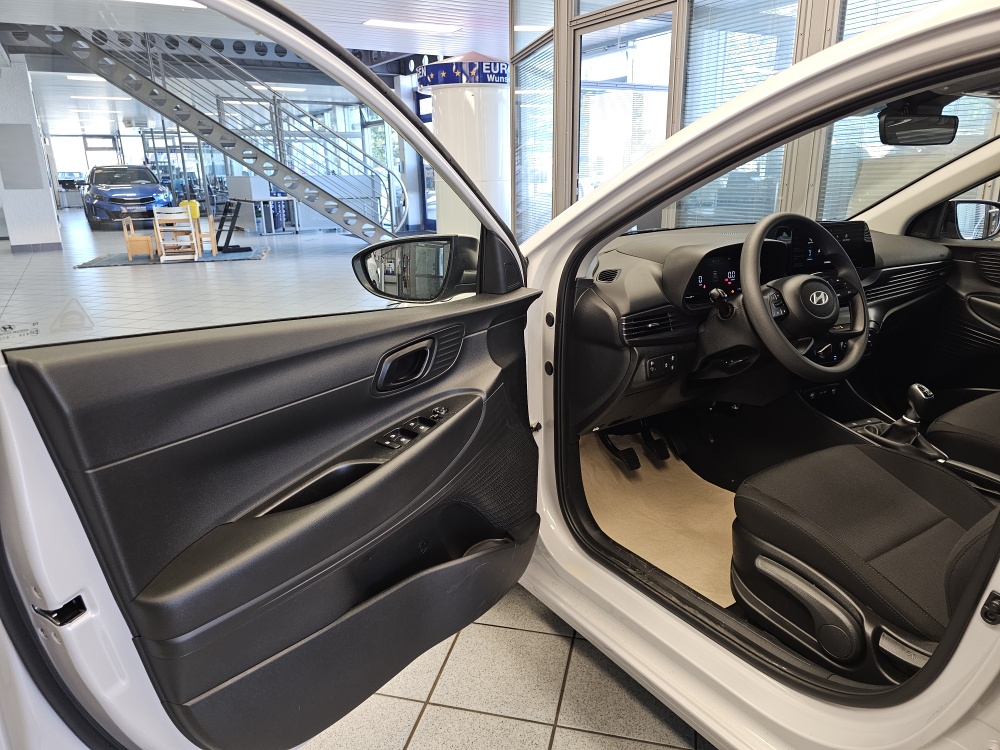 Hyundai i20 bei Hoffmann Automobile in Wolfsburg kaufen und sofort mitnehmen - Bild 21