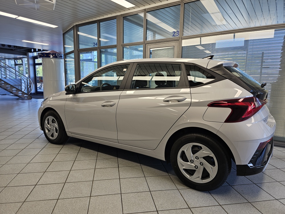 Hyundai i20 bei Hoffmann Automobile in Wolfsburg kaufen und sofort mitnehmen - Bild 22