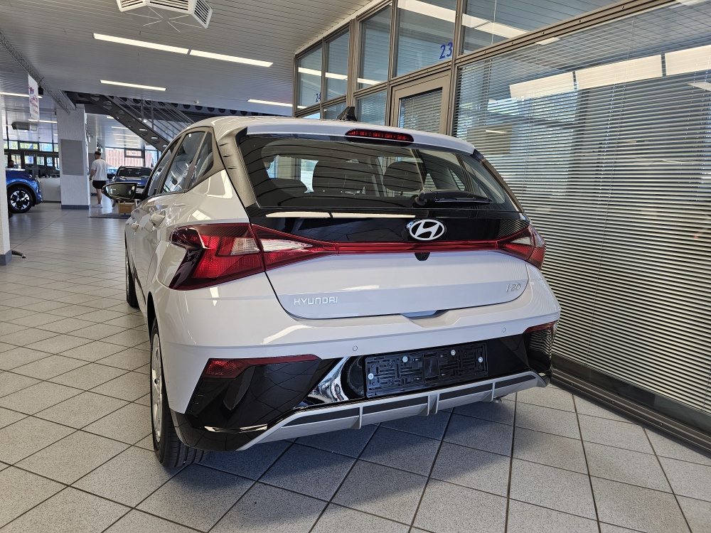 Hyundai i20 bei Hoffmann Automobile in Wolfsburg kaufen und sofort mitnehmen - Bild 3