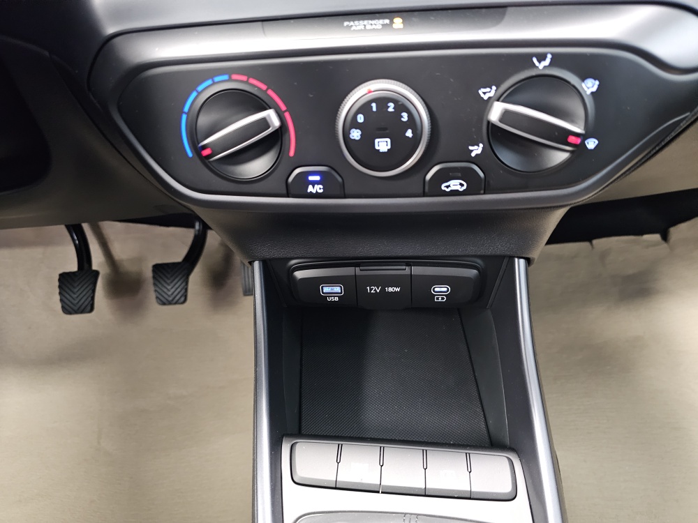 Hyundai i20 bei Hoffmann Automobile in Wolfsburg kaufen und sofort mitnehmen - Bild 8