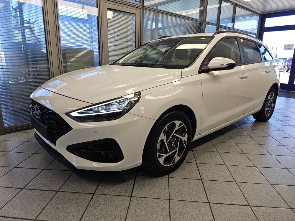 Hyundai i30 Kombi  für nur 24.250,- € bei Hoffmann Automobile in Wolfsburg kaufen und sofort mitnehmen