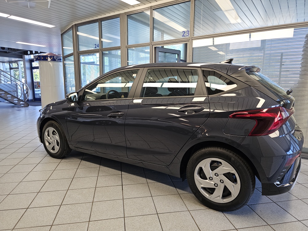 Hyundai i20 bei Hoffmann Automobile in Wolfsburg kaufen und sofort mitnehmen - Bild 24