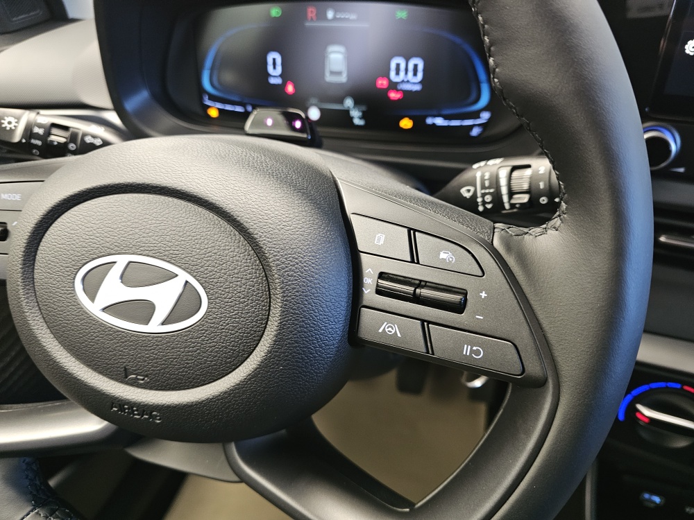 Hyundai i20 bei Hoffmann Automobile in Wolfsburg kaufen und sofort mitnehmen - Bild 13