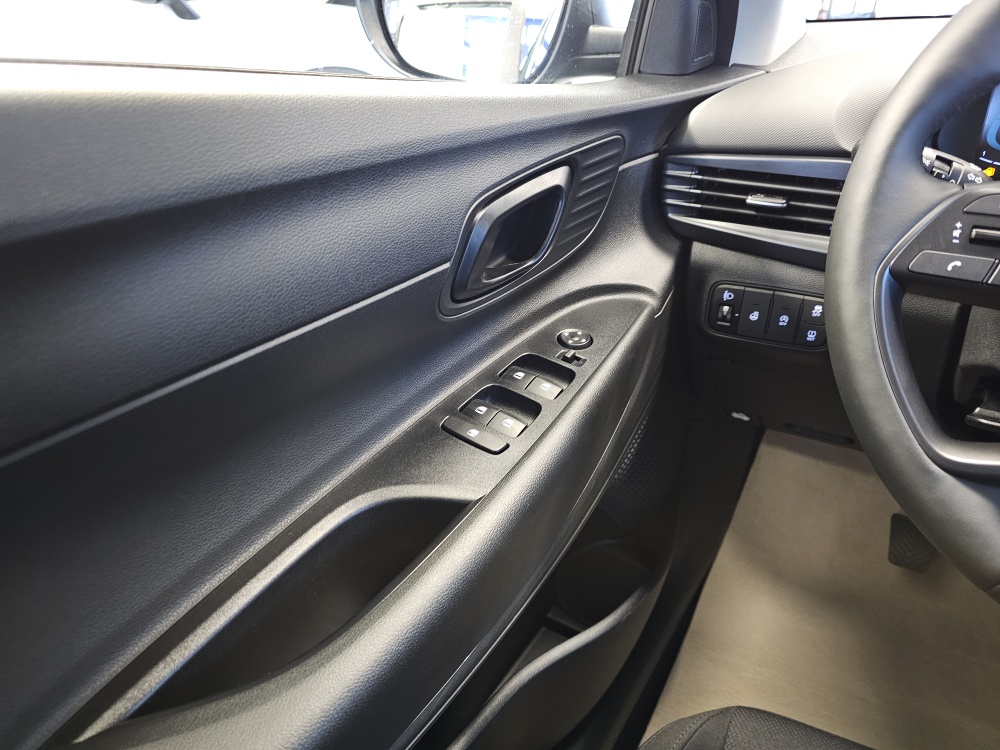 Hyundai i20 bei Hoffmann Automobile in Wolfsburg kaufen und sofort mitnehmen - Bild 15