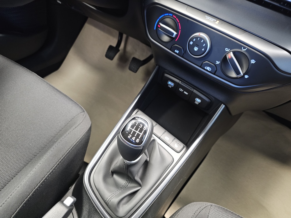 Hyundai i20 bei Hoffmann Automobile in Wolfsburg kaufen und sofort mitnehmen - Bild 6