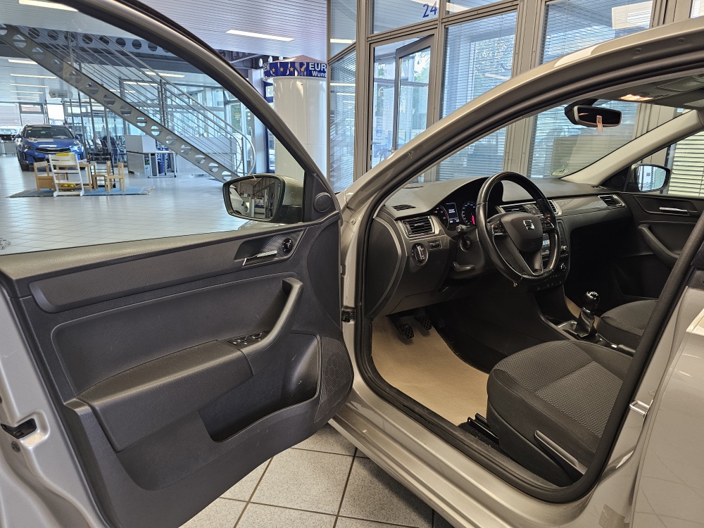 Seat Toledo bei Hoffmann Automobile in Wolfsburg kaufen und sofort mitnehmen - Bild 20