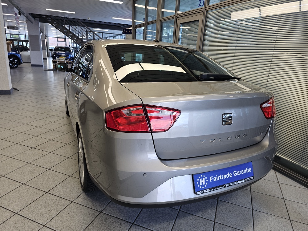 Seat Toledo bei Hoffmann Automobile in Wolfsburg kaufen und sofort mitnehmen - Bild 3