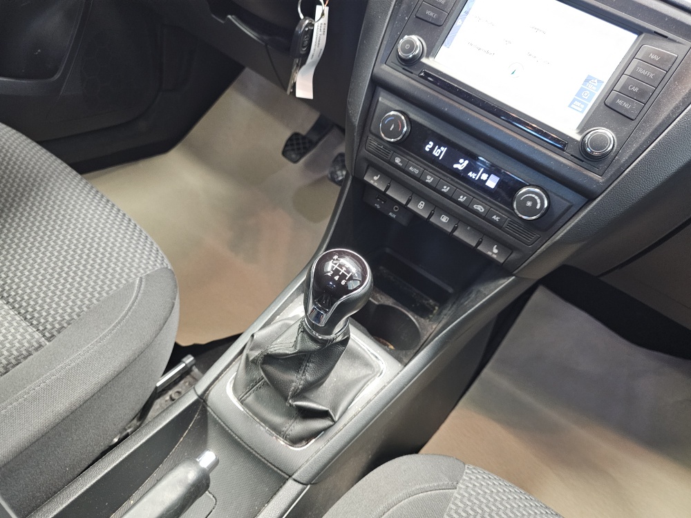 Seat Toledo bei Hoffmann Automobile in Wolfsburg kaufen und sofort mitnehmen - Bild 6
