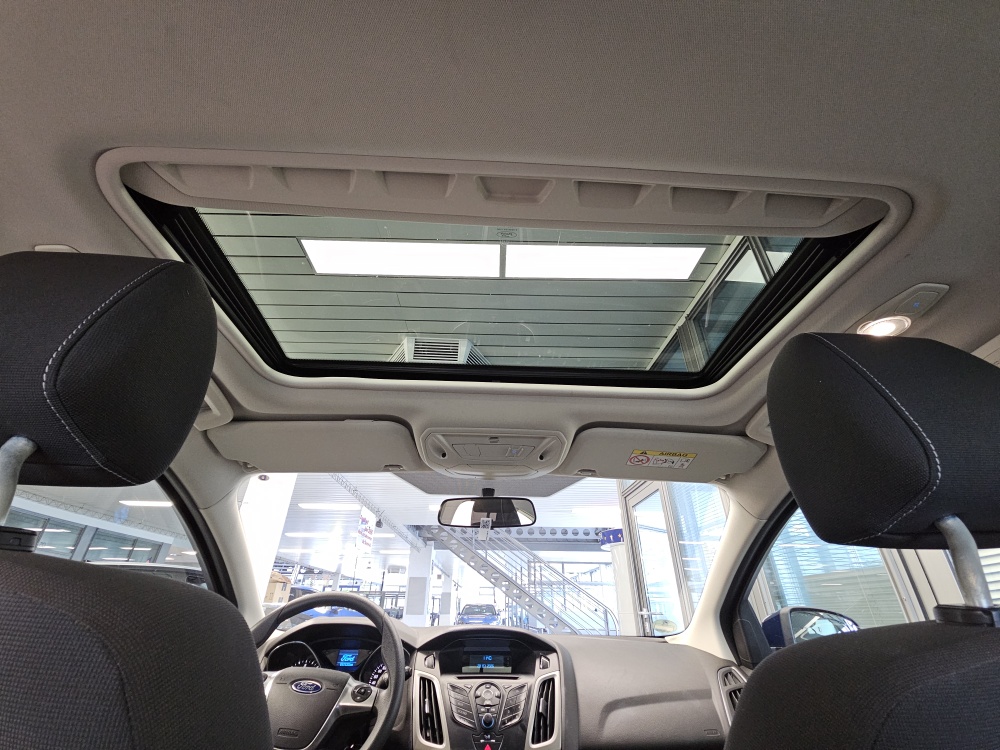 Ford Focus bei Hoffmann Automobile in Wolfsburg kaufen und sofort mitnehmen - Bild 5