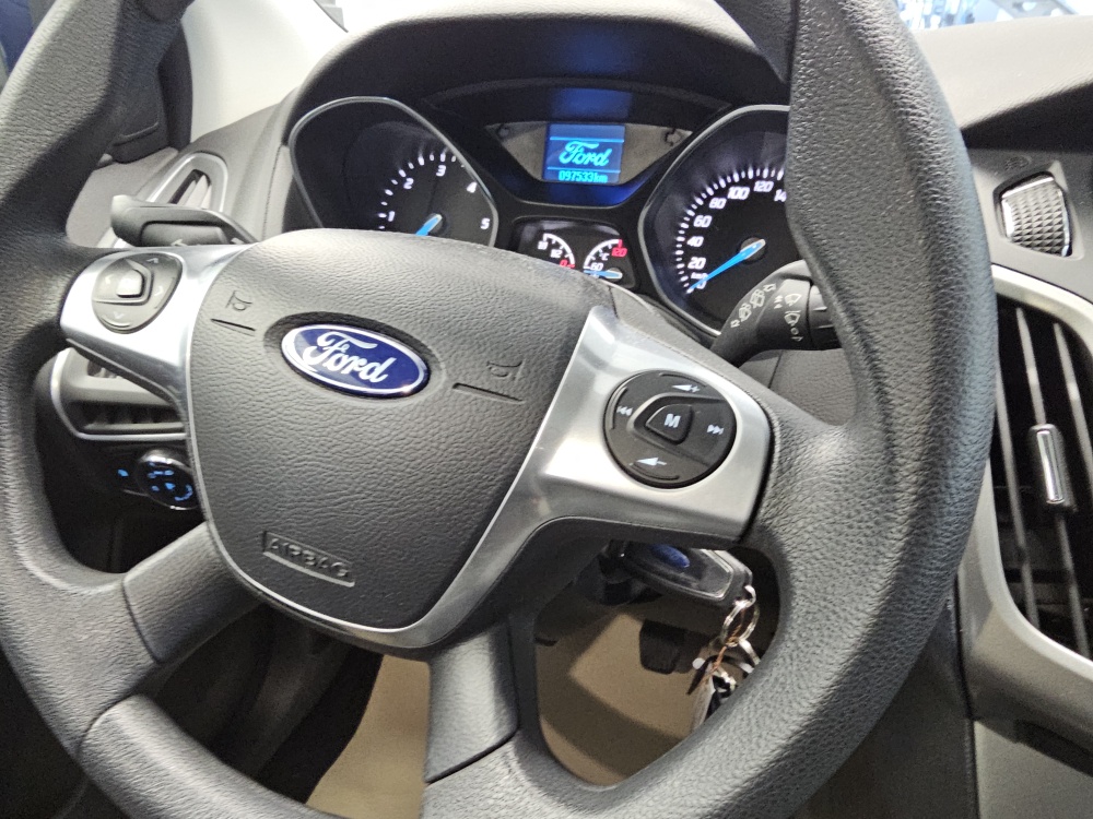 Ford Focus bei Hoffmann Automobile in Wolfsburg kaufen und sofort mitnehmen - Bild 9