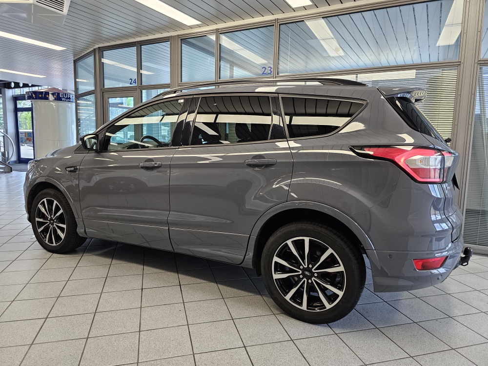 Ford Kuga bei Hoffmann Automobile in Wolfsburg kaufen und sofort mitnehmen - Bild 22