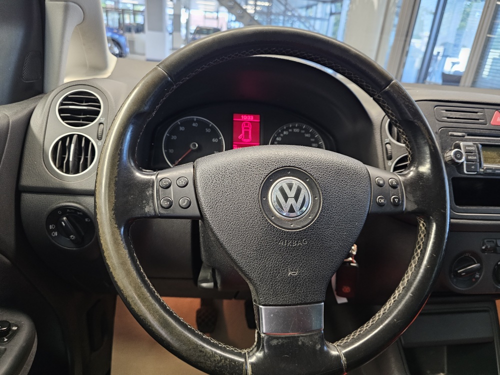 VW Golf Plus bei Hoffmann Automobile in Wolfsburg kaufen und sofort mitnehmen - Bild 10