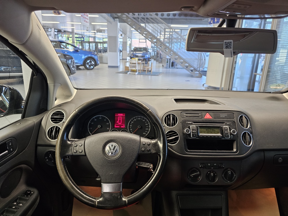 VW Golf Plus bei Hoffmann Automobile in Wolfsburg kaufen und sofort mitnehmen - Bild 12