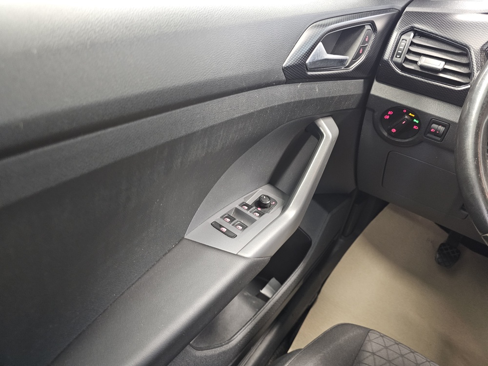 VW T-Cross bei Hoffmann Automobile in Wolfsburg kaufen und sofort mitnehmen - Bild 14