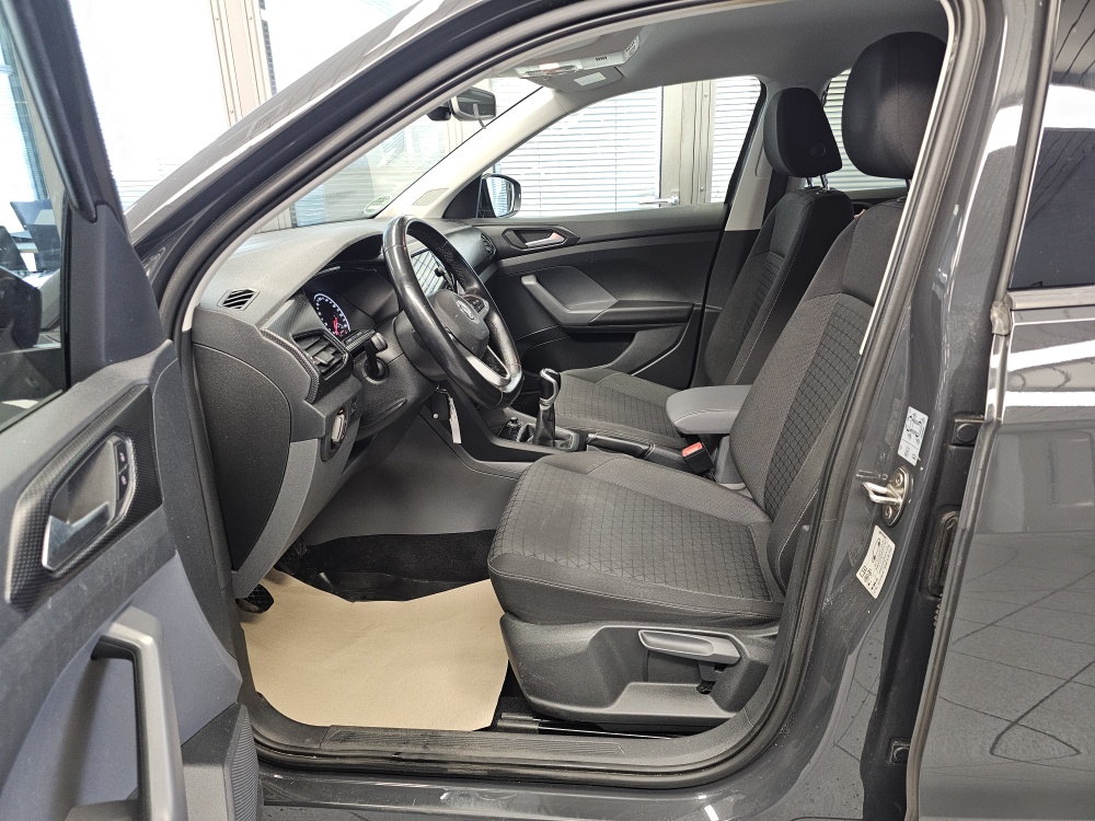 VW T-Cross bei Hoffmann Automobile in Wolfsburg kaufen und sofort mitnehmen - Bild 17