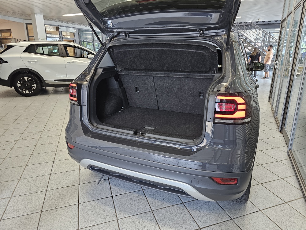 VW T-Cross bei Hoffmann Automobile in Wolfsburg kaufen und sofort mitnehmen - Bild 2