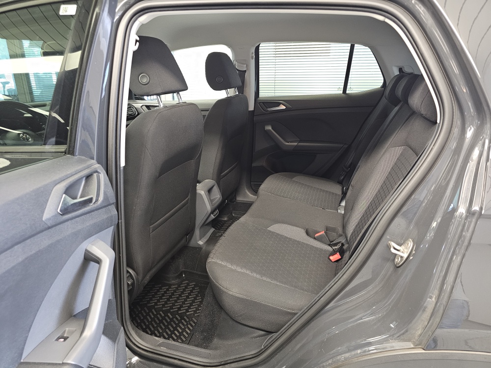 VW T-Cross bei Hoffmann Automobile in Wolfsburg kaufen und sofort mitnehmen - Bild 4