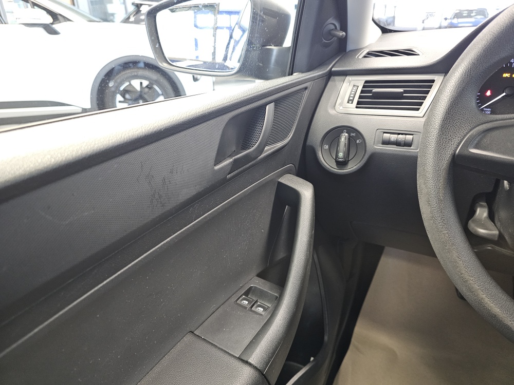 Skoda Rapid Spaceback bei Hoffmann Automobile in Wolfsburg kaufen und sofort mitnehmen - Bild 11