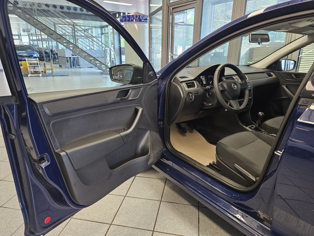 Skoda Rapid Spaceback bei Hoffmann Automobile in Wolfsburg kaufen und sofort mitnehmen - Bild 15