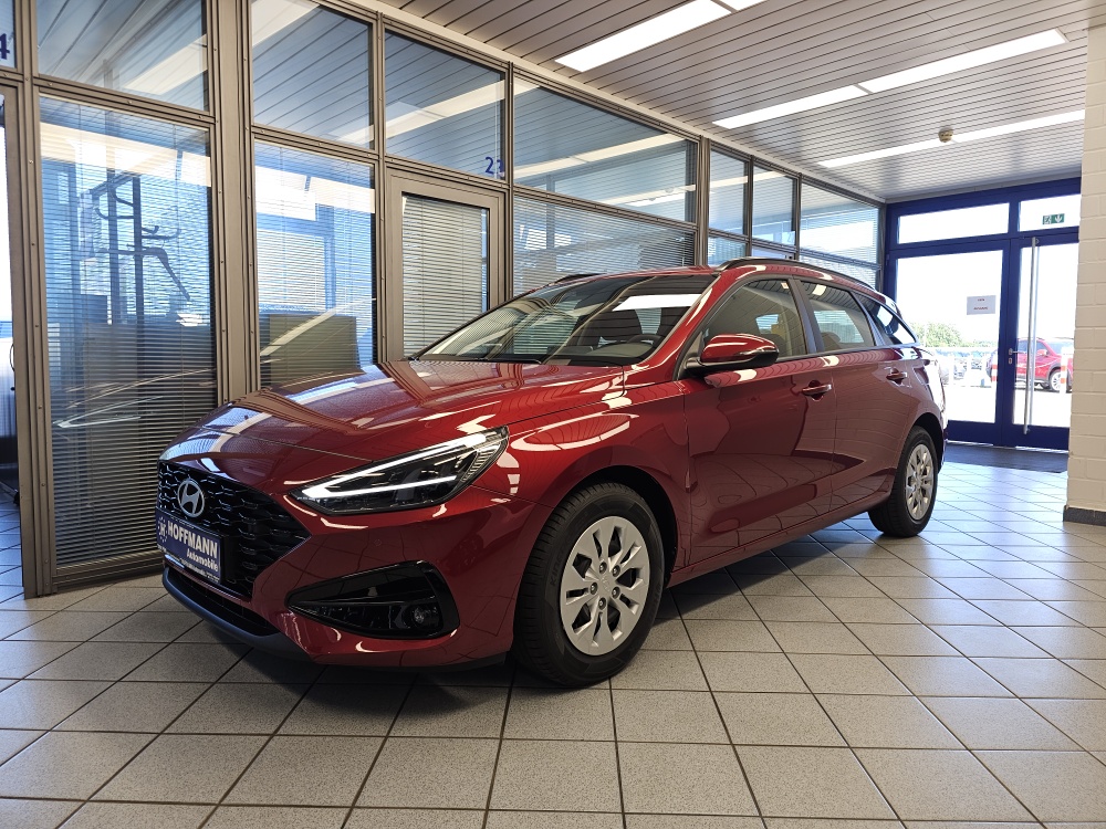 Hyundai i30 Kombi  für nur 21.250,- € bei Hoffmann Automobile in Wolfsburg kaufen und sofort mitnehmen