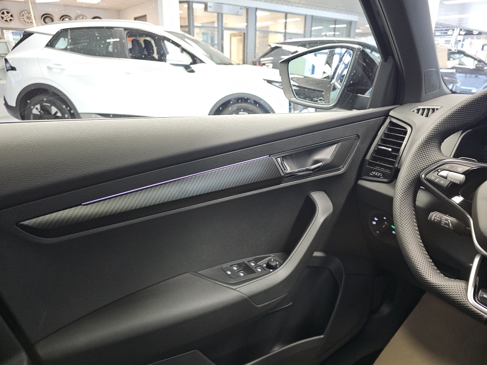 Skoda Karoq bei Hoffmann Automobile in Wolfsburg kaufen und sofort mitnehmen - Bild 20