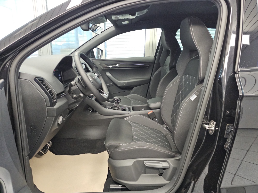 Skoda Karoq bei Hoffmann Automobile in Wolfsburg kaufen und sofort mitnehmen - Bild 23