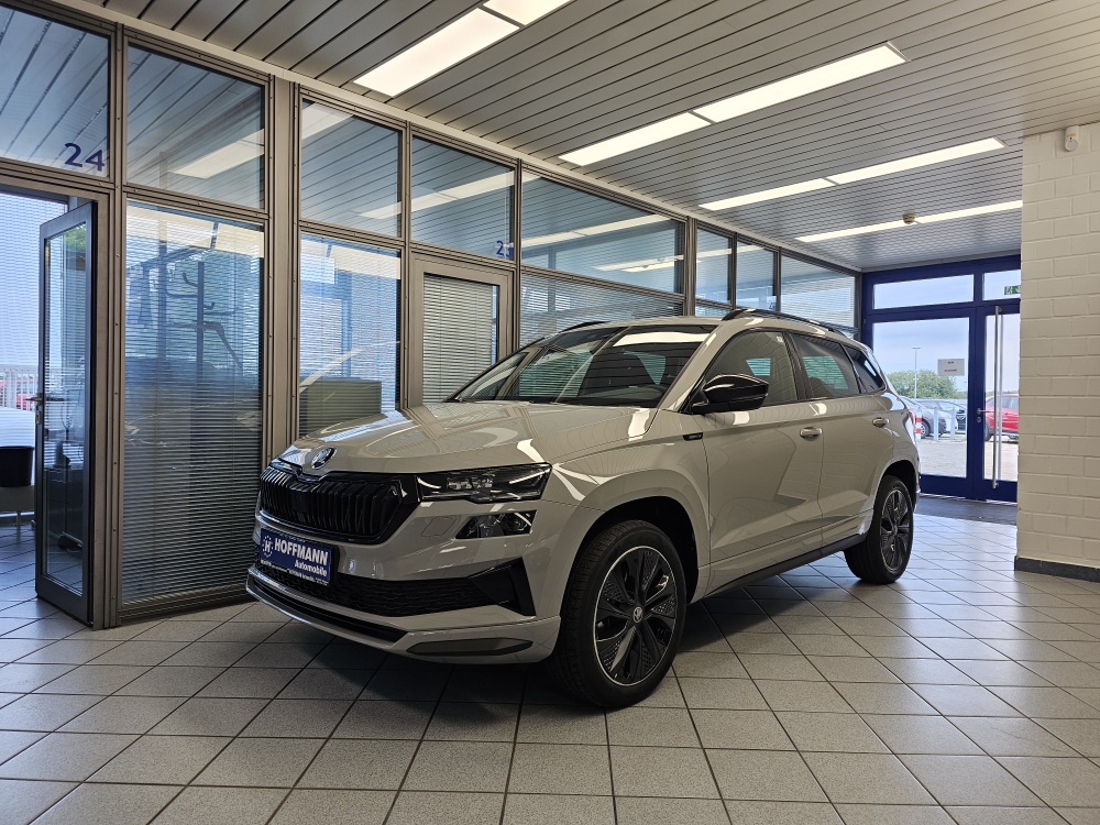 Skoda Karoq bei Hoffmann Automobile in Wolfsburg kaufen und sofort mitnehmen - Bild 1