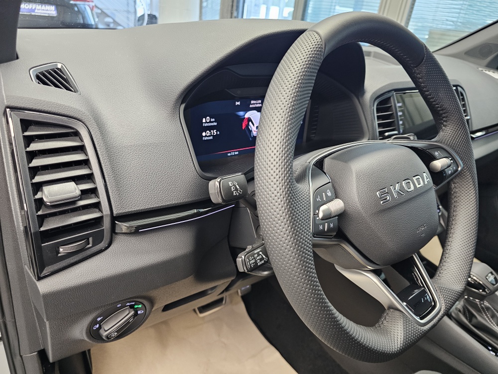 Skoda Karoq bei Hoffmann Automobile in Wolfsburg kaufen und sofort mitnehmen - Bild 22