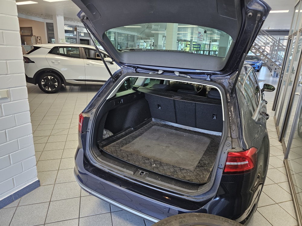 VW Passat Variant bei Hoffmann Automobile in Wolfsburg kaufen und sofort mitnehmen - Bild 2