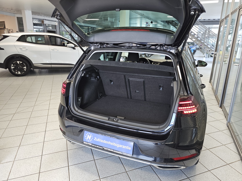 VW Golf bei Hoffmann Automobile in Wolfsburg kaufen und sofort mitnehmen - Bild 2