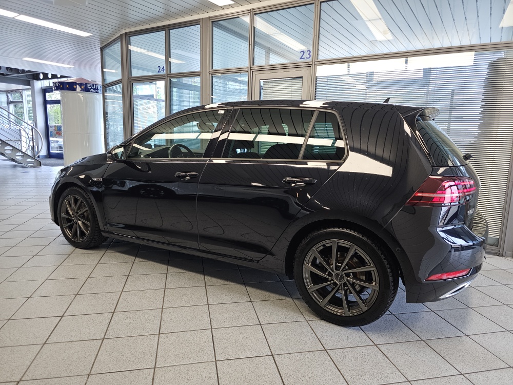 VW Golf bei Hoffmann Automobile in Wolfsburg kaufen und sofort mitnehmen - Bild 20