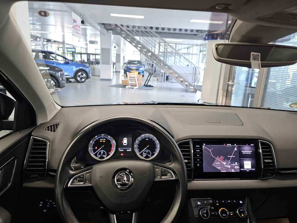 Skoda Karoq bei Hoffmann Automobile in Wolfsburg kaufen und sofort mitnehmen - Bild 20