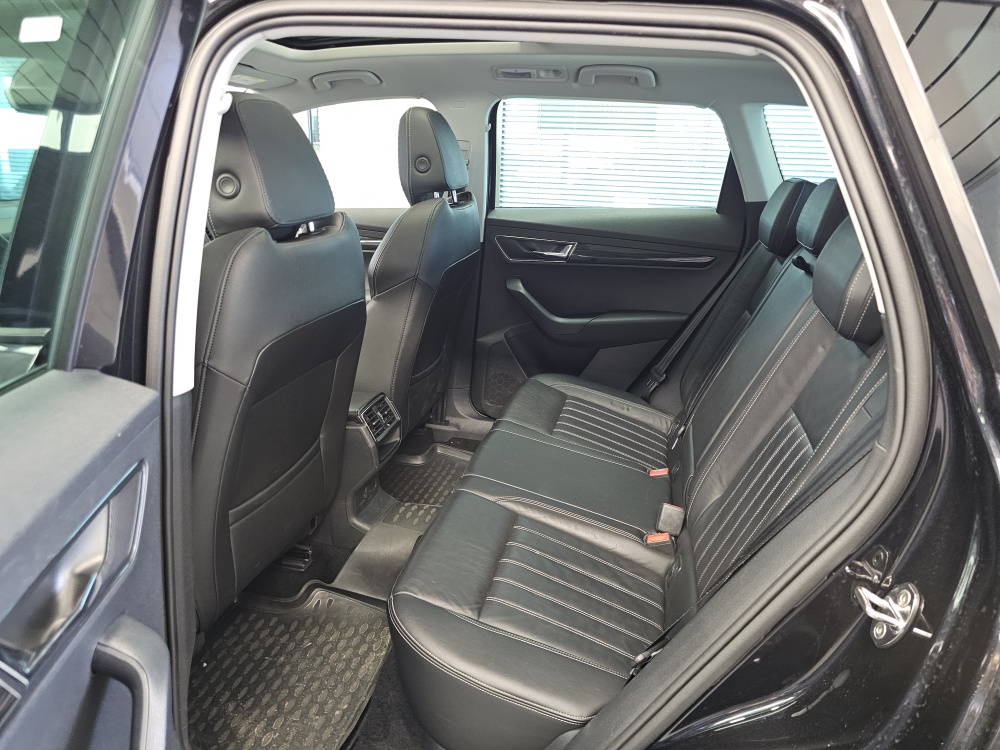 Skoda Karoq bei Hoffmann Automobile in Wolfsburg kaufen und sofort mitnehmen - Bild 6