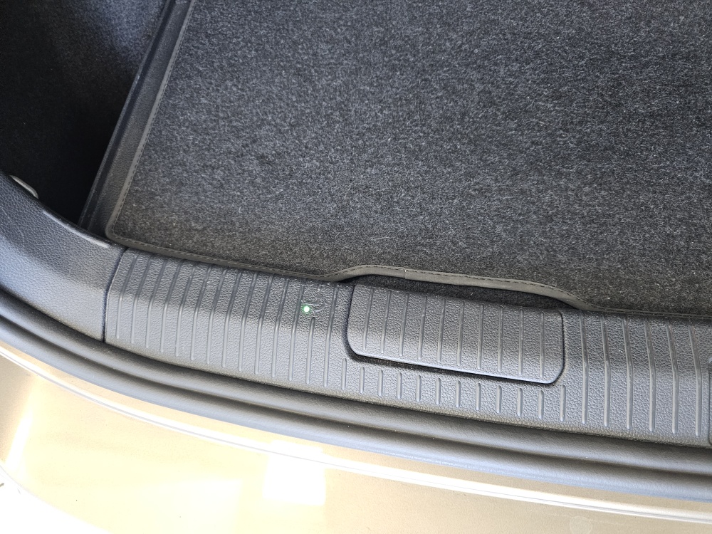 VW Golf Sportsvan bei Hoffmann Automobile in Wolfsburg kaufen und sofort mitnehmen - Bild 3