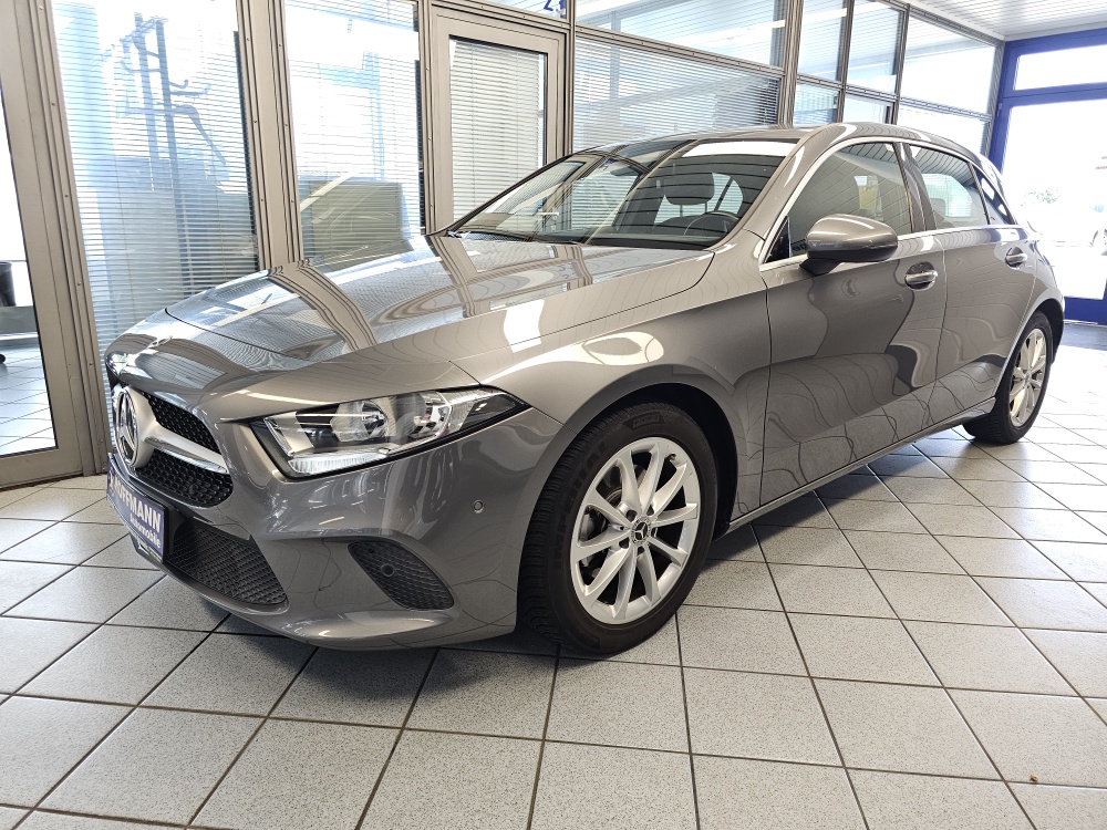 Mercedes-Benz A 200 bei Hoffmann Automobile in Wolfsburg kaufen und sofort mitnehmen - Bild 1