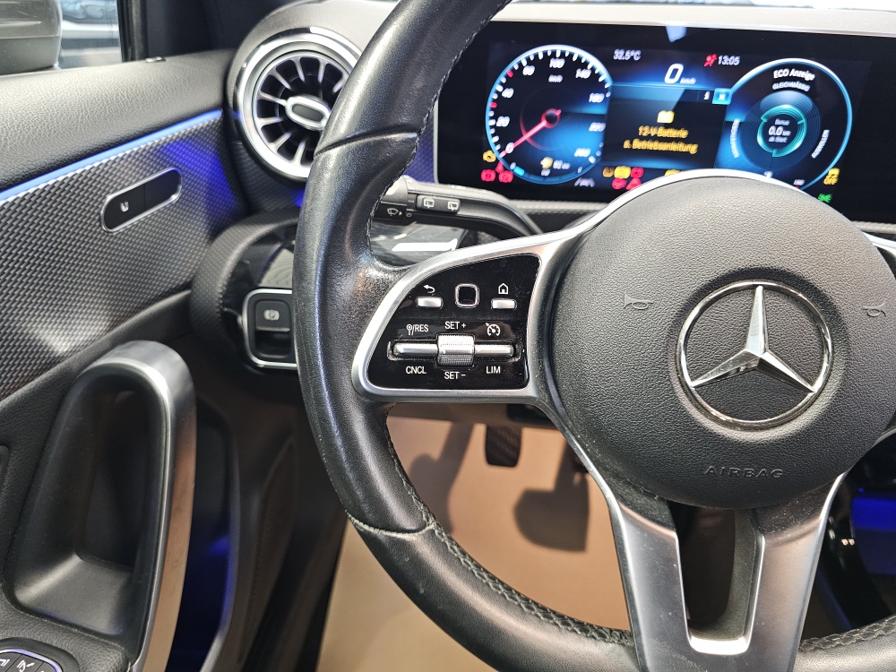 Mercedes-Benz A 200 bei Hoffmann Automobile in Wolfsburg kaufen und sofort mitnehmen - Bild 18