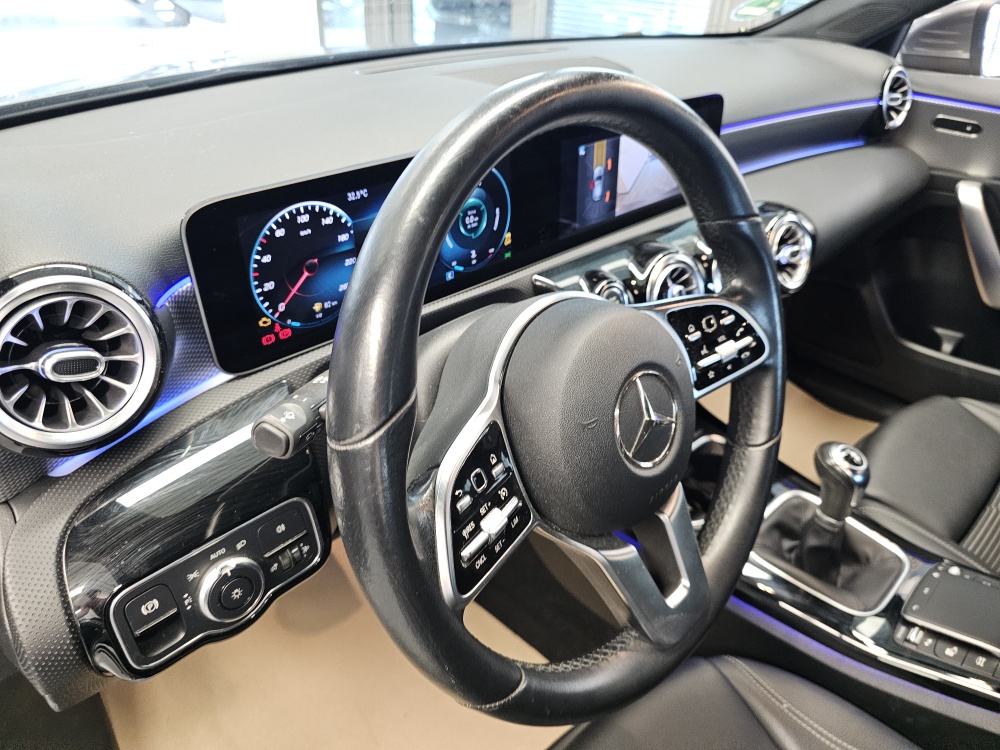 Mercedes-Benz A 200 bei Hoffmann Automobile in Wolfsburg kaufen und sofort mitnehmen - Bild 21