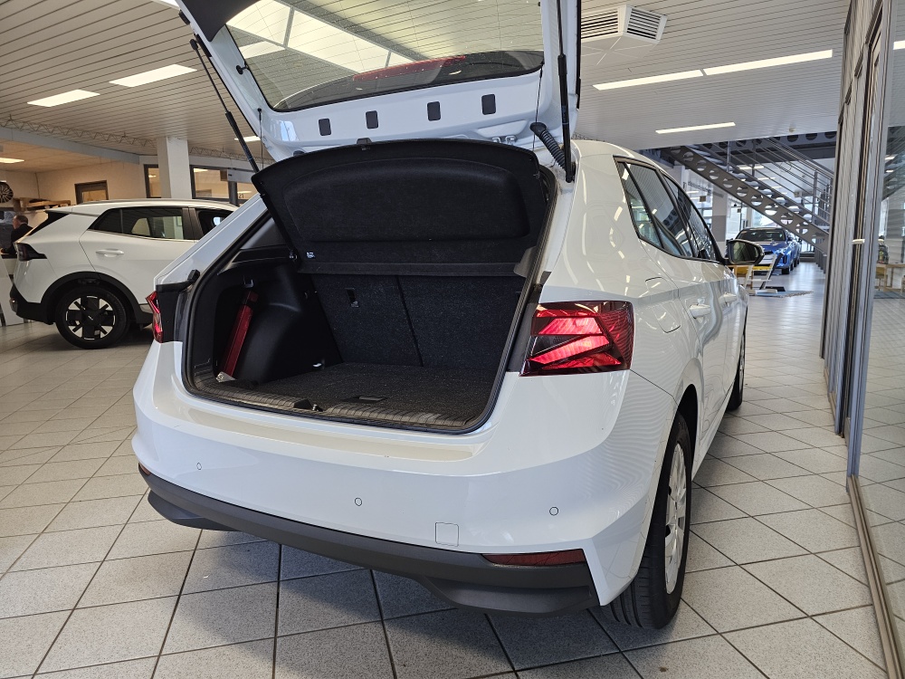 Skoda Fabia bei Hoffmann Automobile in Wolfsburg kaufen und sofort mitnehmen - Bild 2