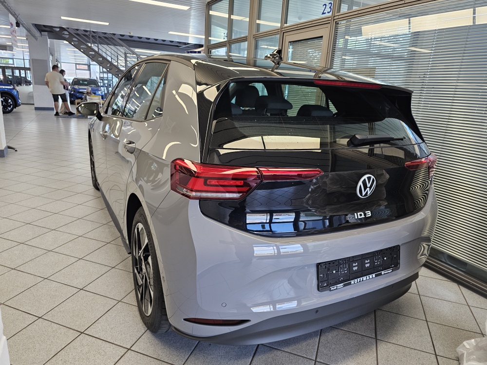 VW ID.3 bei Hoffmann Automobile in Wolfsburg kaufen und sofort mitnehmen - Bild 5
