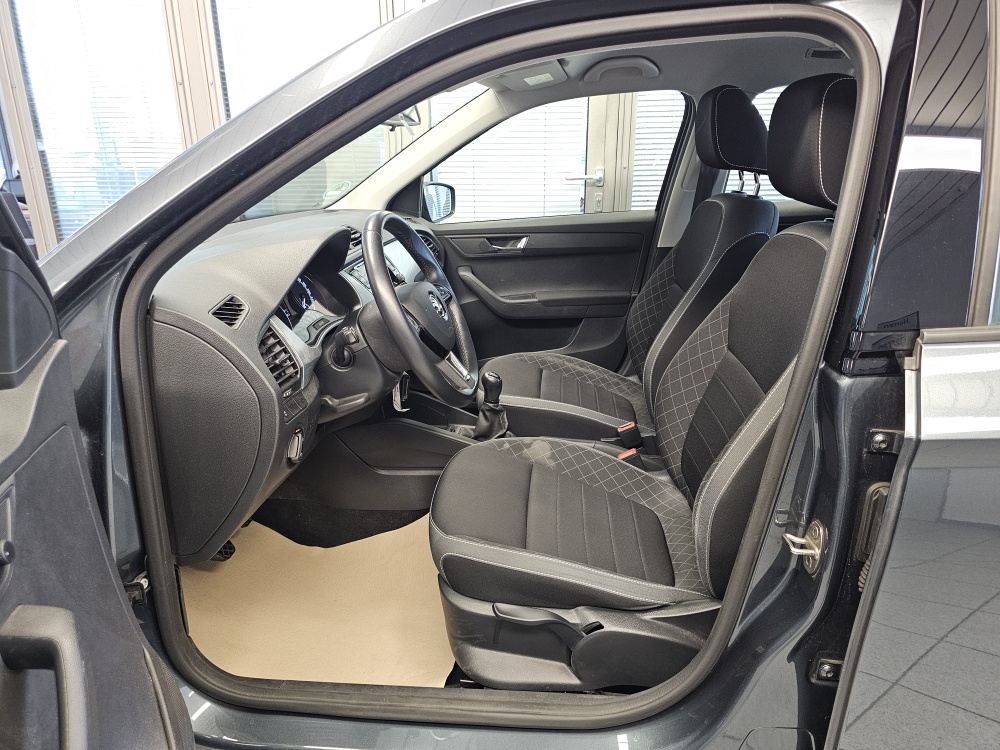 Skoda Fabia bei Hoffmann Automobile in Wolfsburg kaufen und sofort mitnehmen - Bild 17